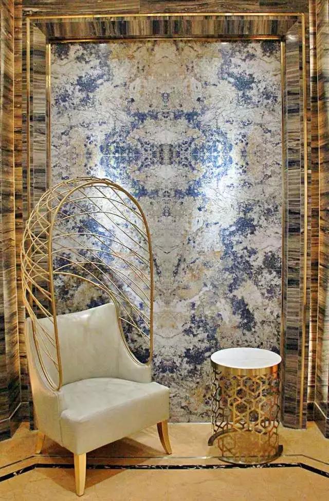 1534928538894409.jpg 1534928538894409.jpg